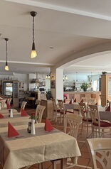 245001 250321 104056US Galerie7